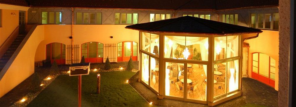 Jufa Hotel Poellau - Bio Landerlebnis Екстериор снимка